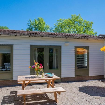 Sunny Beach Villa Warmenhuizen Екстериор снимка